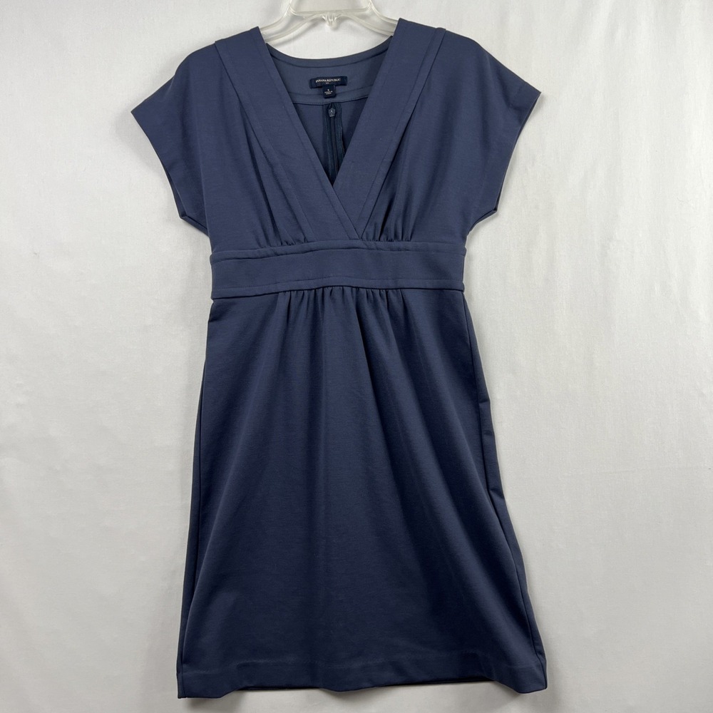 Banana Republic Dress Womens size 6 Sheath Blue V-neck Career Preppy